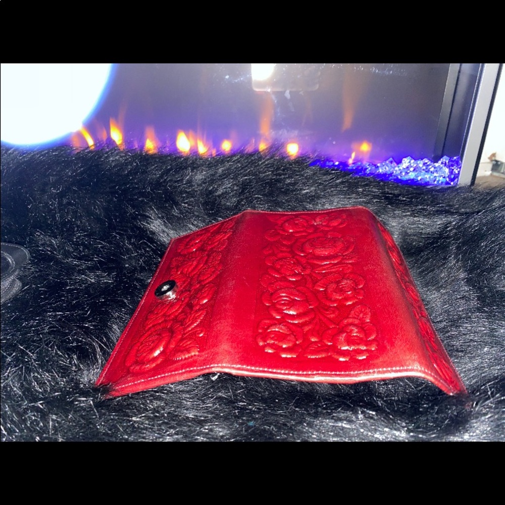 Red wallet